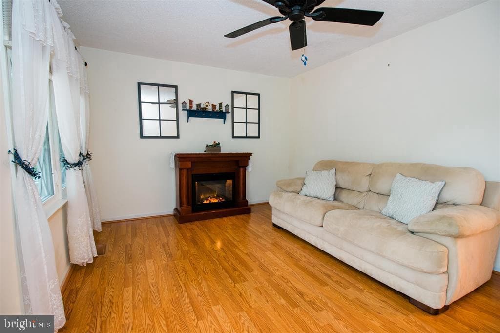 16 Tamela Court photo 10