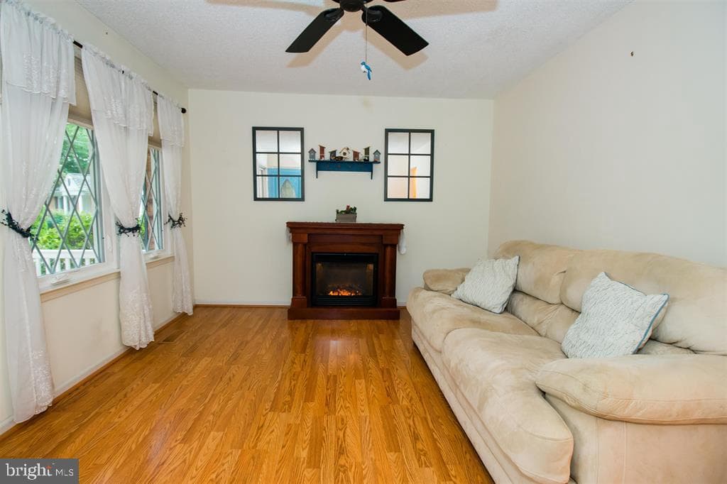 16 Tamela Court photo 12