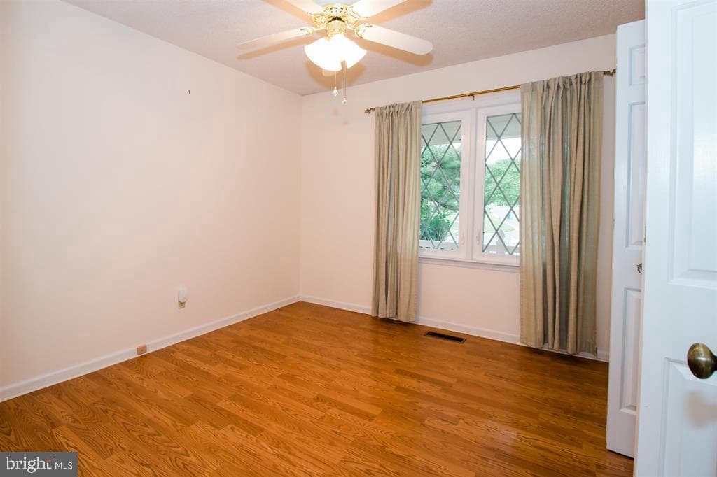 16 Tamela Court photo 21