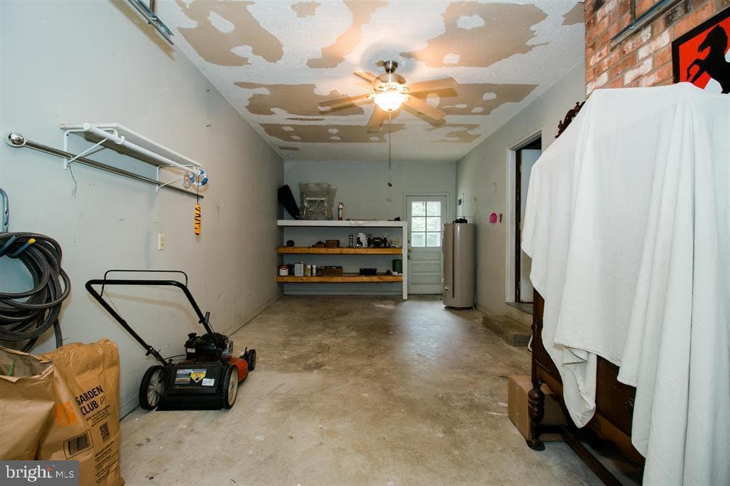 16 Tamela Court photo 33