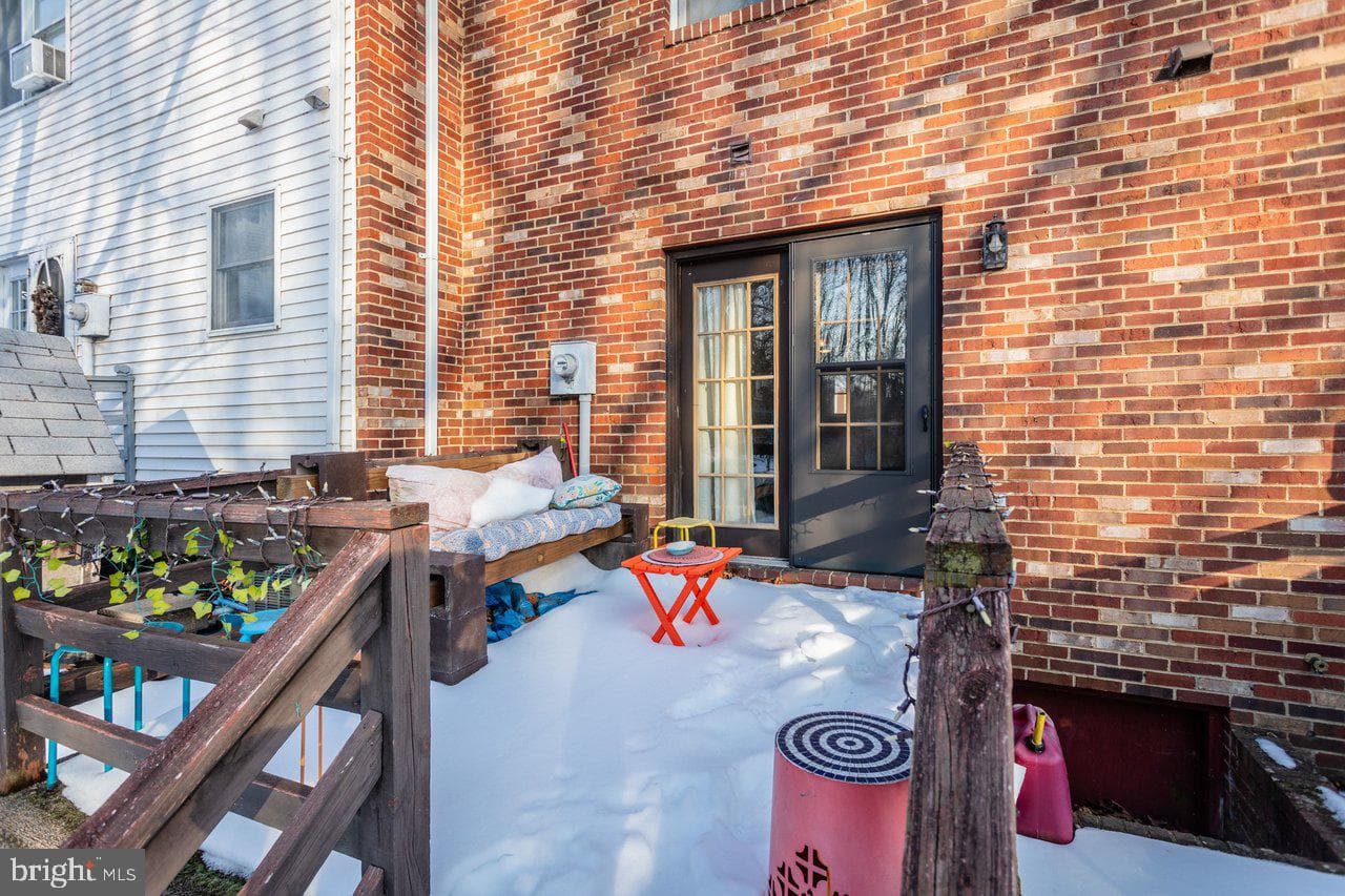 860 Vine Street photo 5