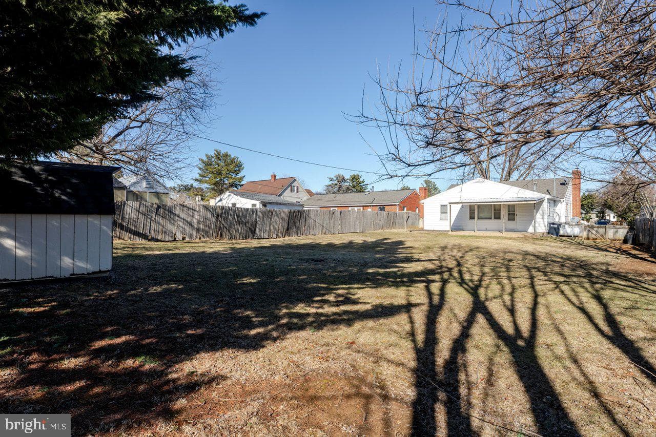 913 Spotswood Drive photo 39