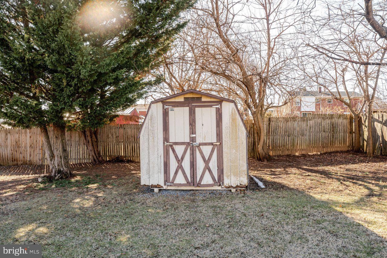 913 Spotswood Drive photo 41