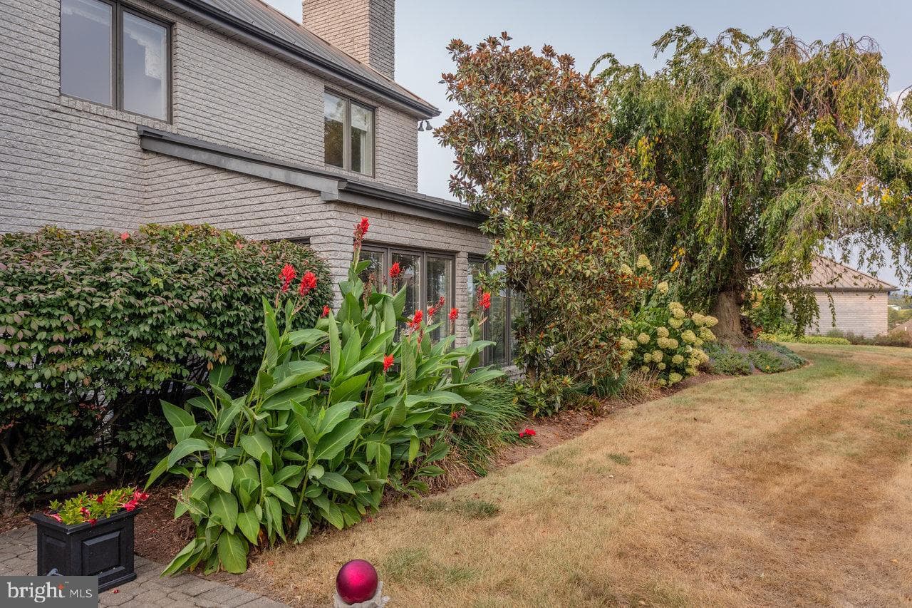1848 College Avenue photo 76
