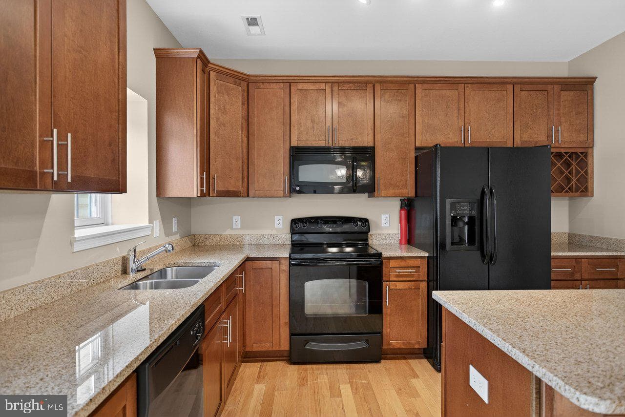 1205 Settlers Lane photo 13
