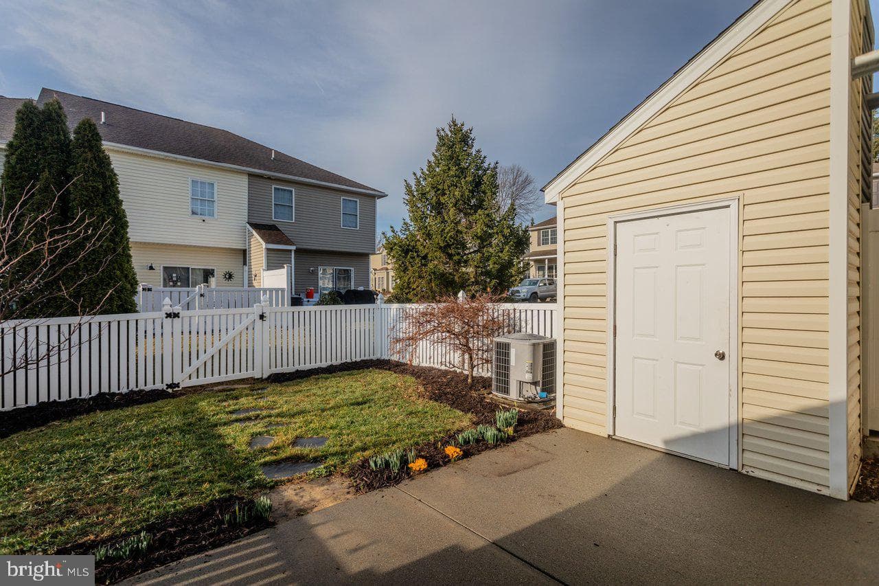 1205 Settlers Lane photo 50