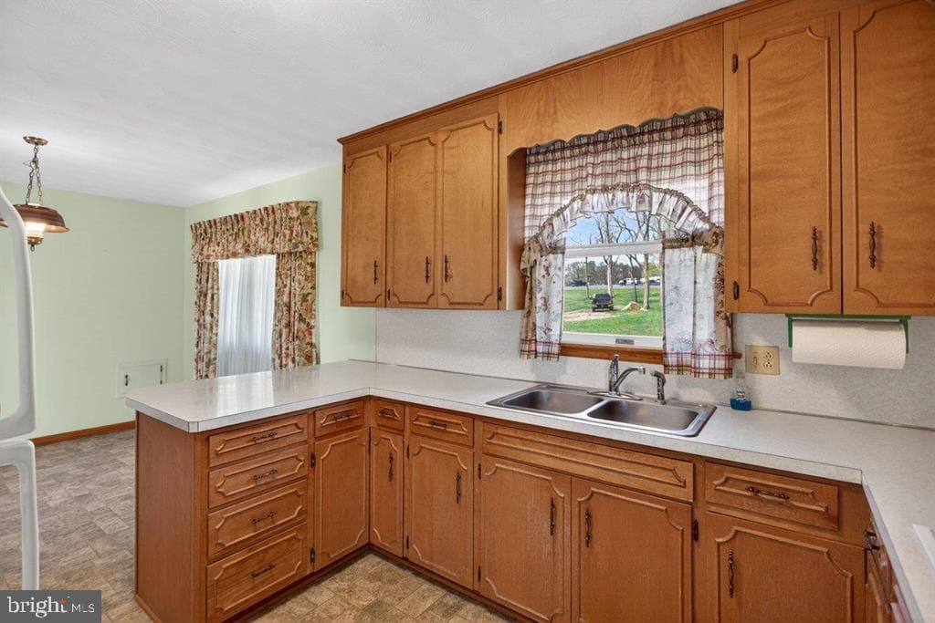 211 Pear Street photo 13