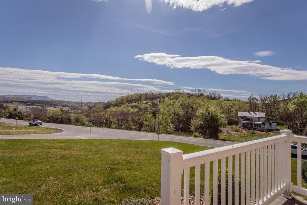 211 Pear Street photo 33