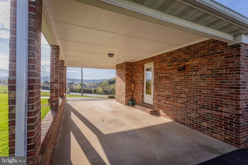 211 Pear Street photo 54