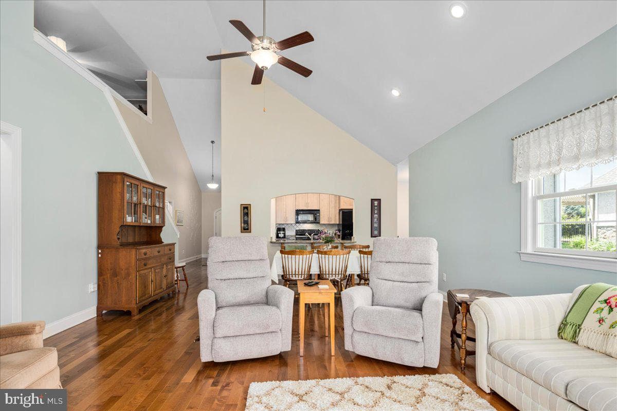 1720 Sherry Ln photo 18