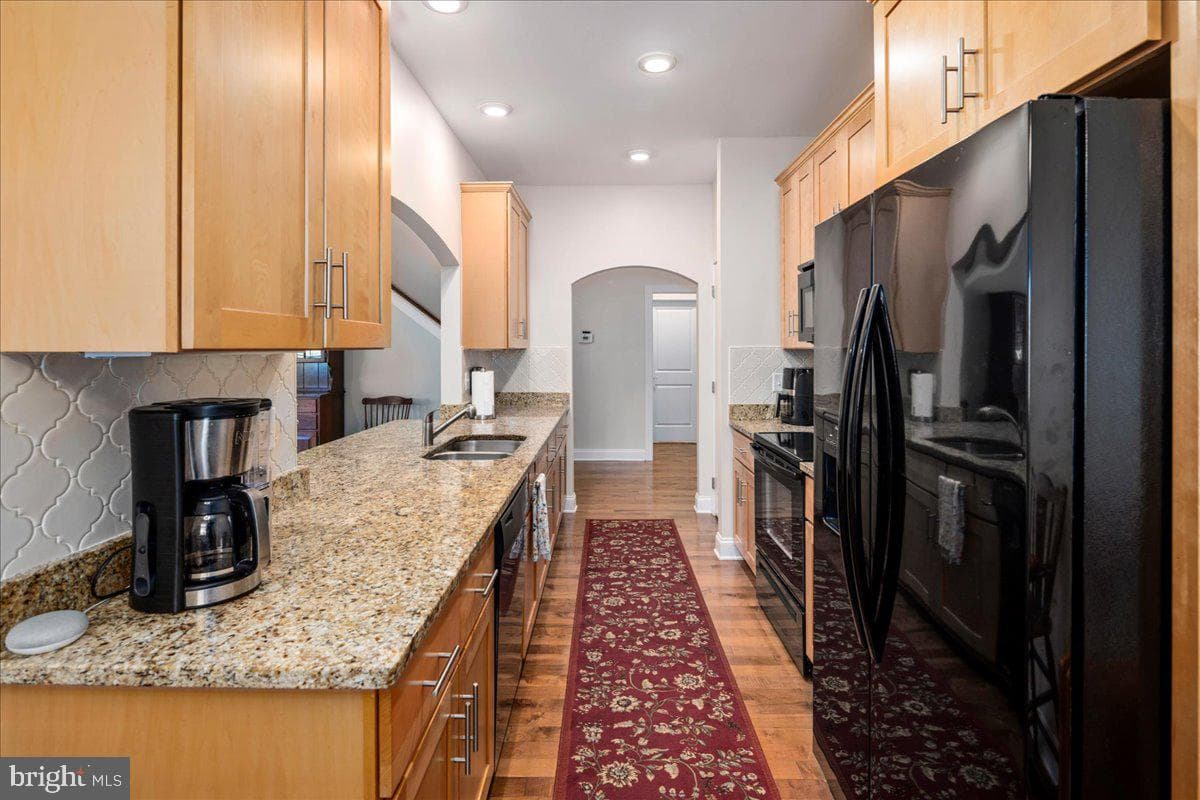 1720 Sherry Ln photo 23