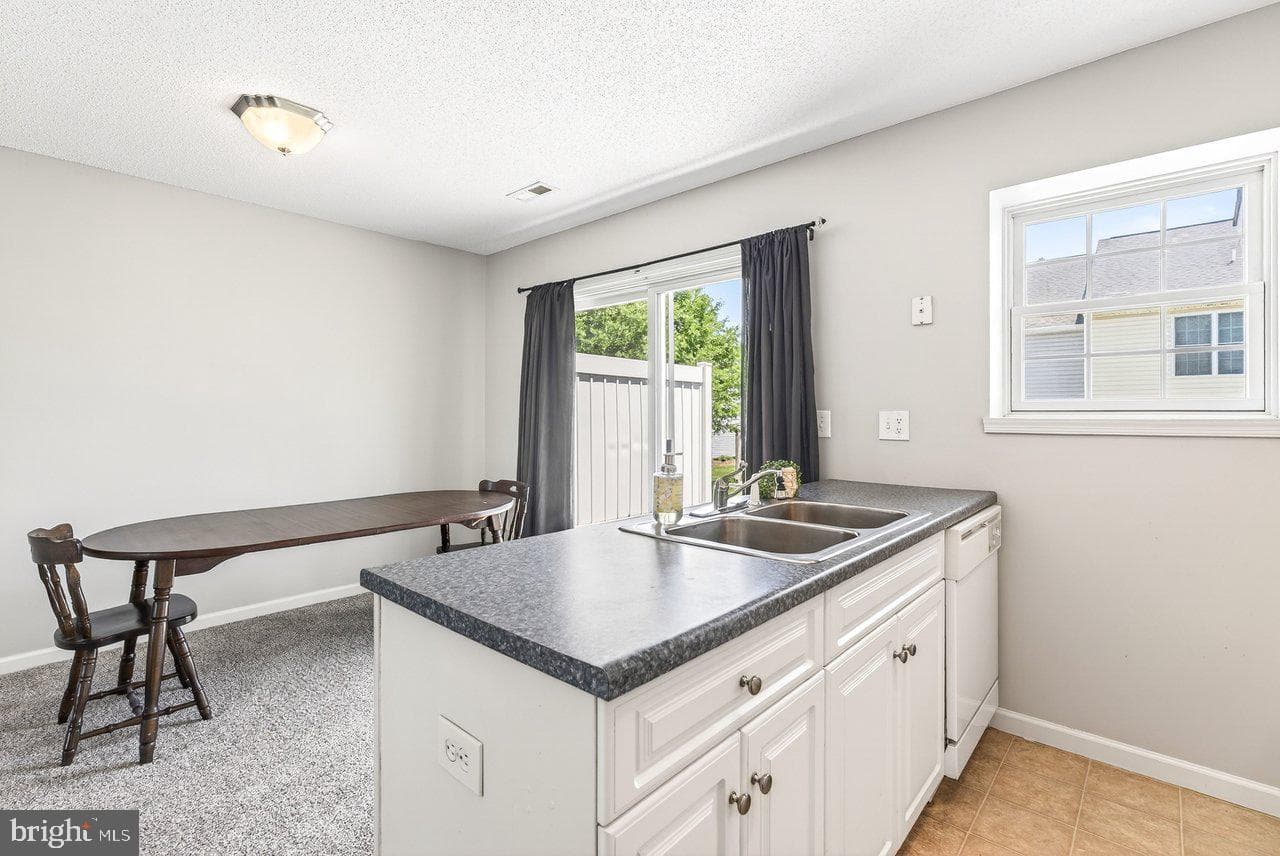 1113 Paul Revere Court photo 15