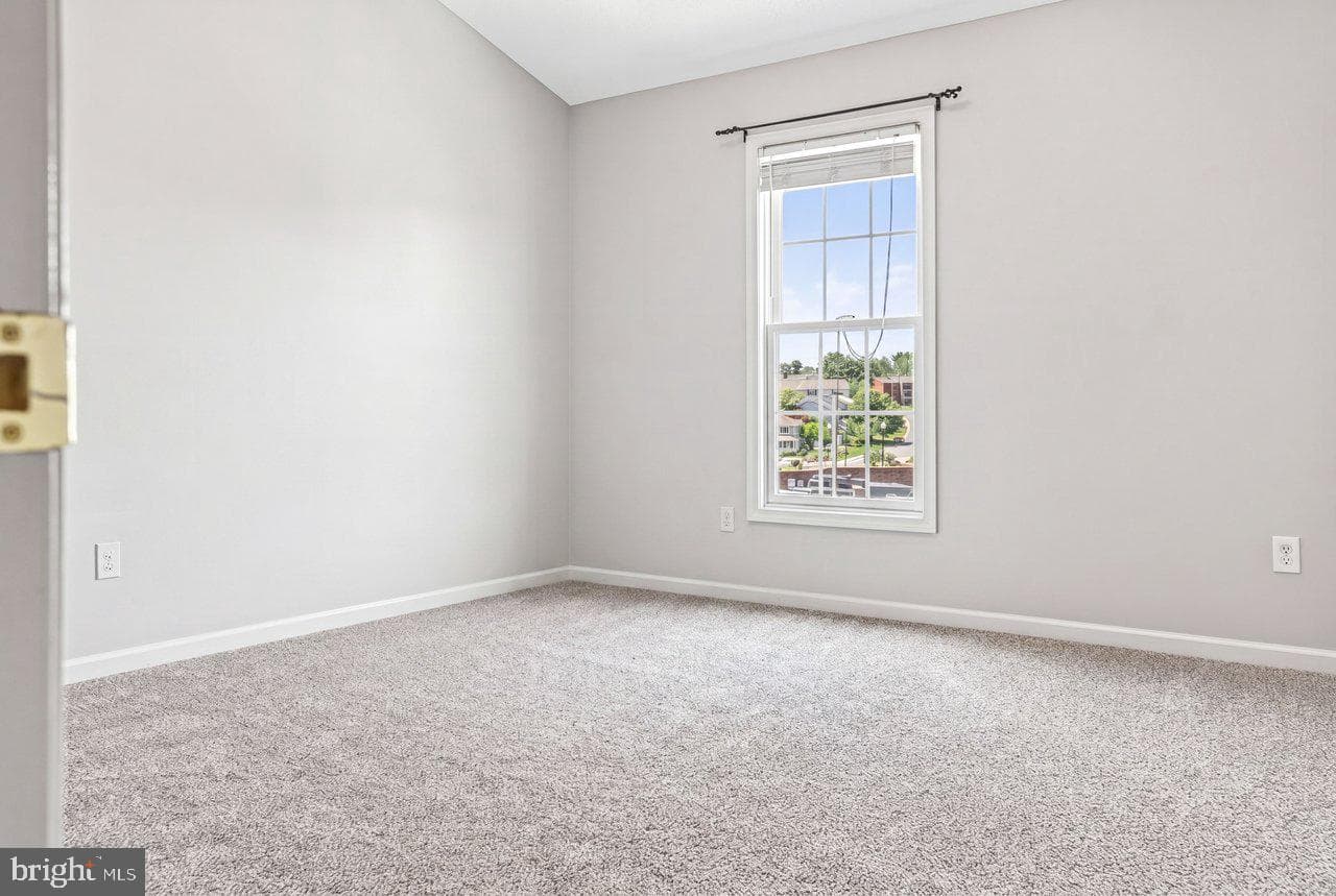 1113 Paul Revere Court photo 26