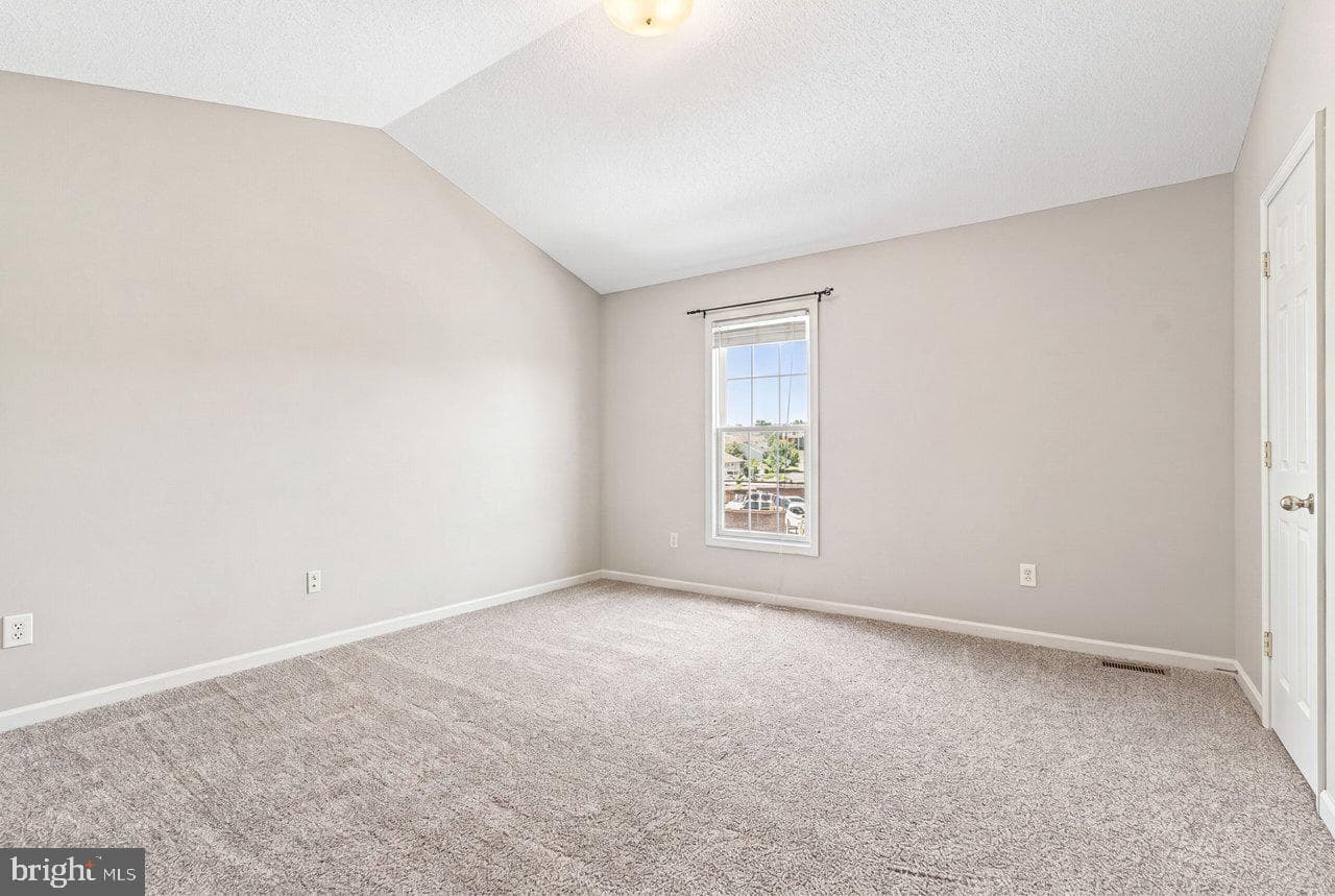 1113 Paul Revere Court photo 27