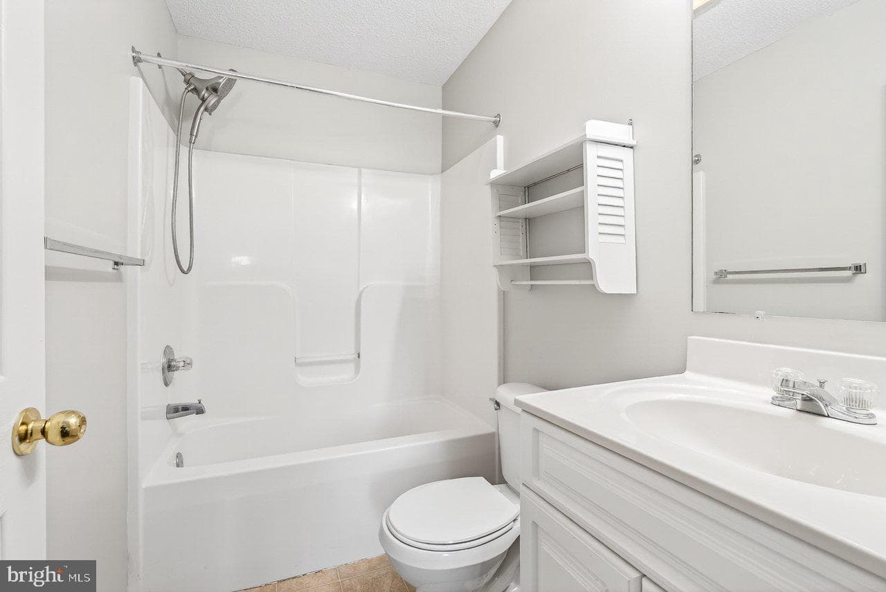 1113 Paul Revere Court photo 31