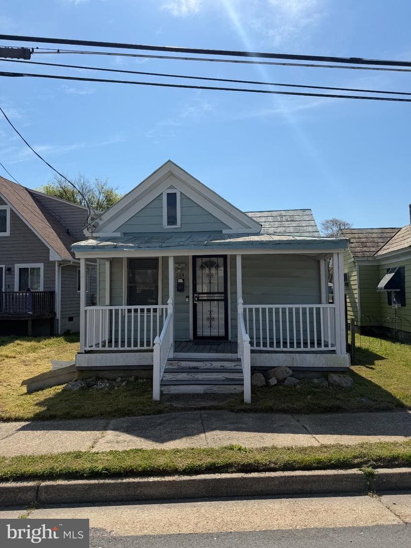 1114 N Mallory Street, Hampton