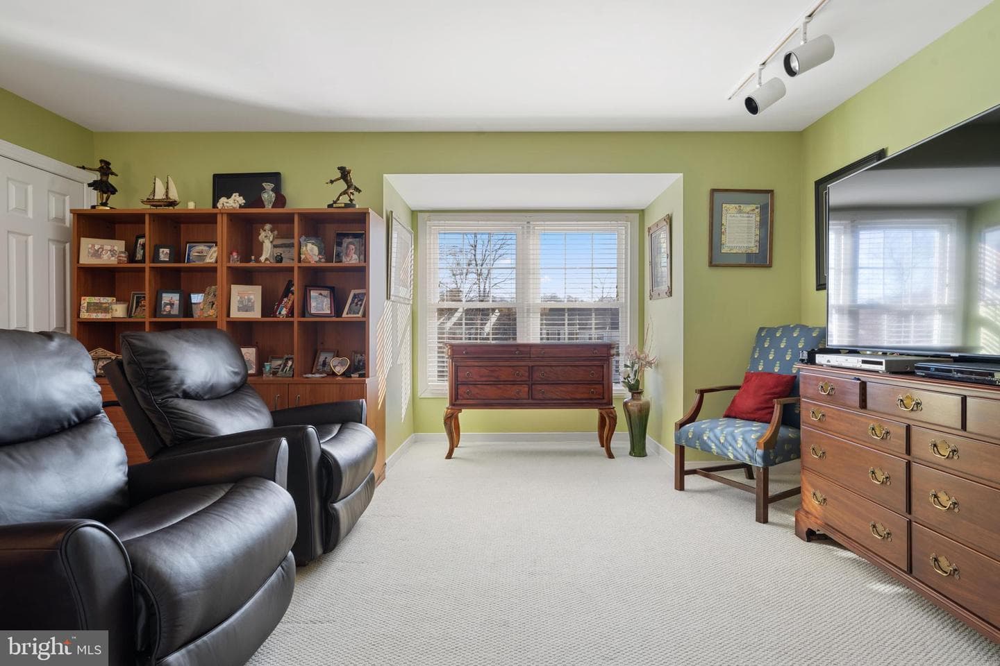 12023 Bexley photo 18