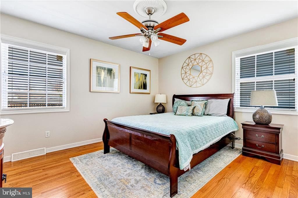 5309 Bloomingdale Avenue photo 27