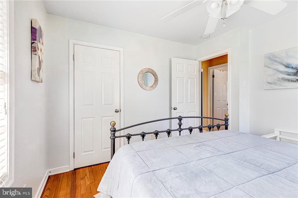 5309 Bloomingdale Avenue photo 33