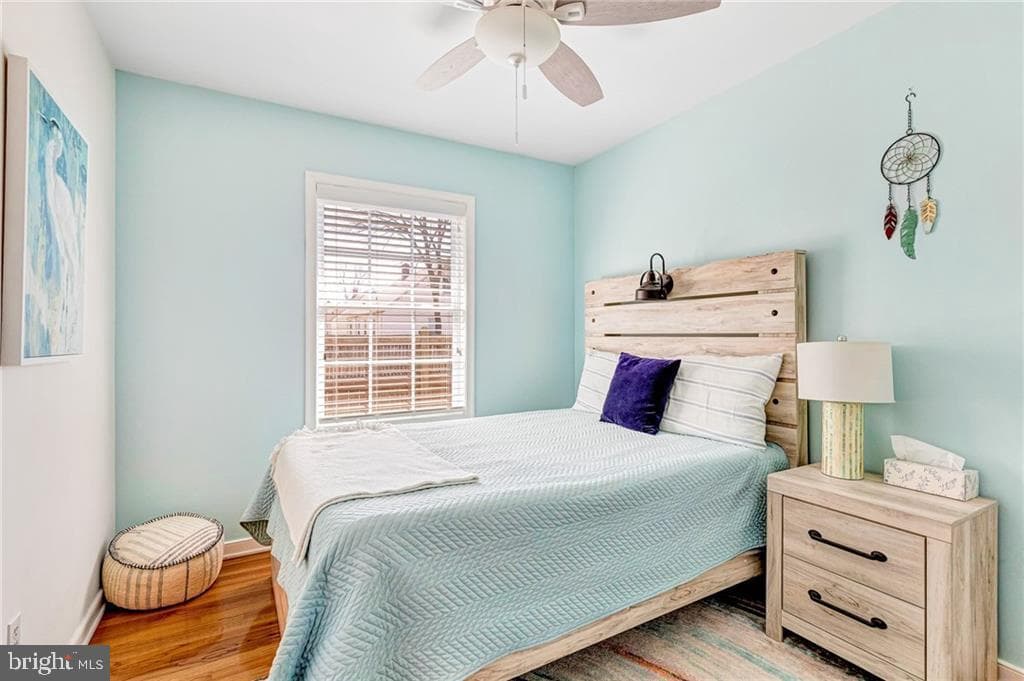 5309 Bloomingdale Avenue photo 34