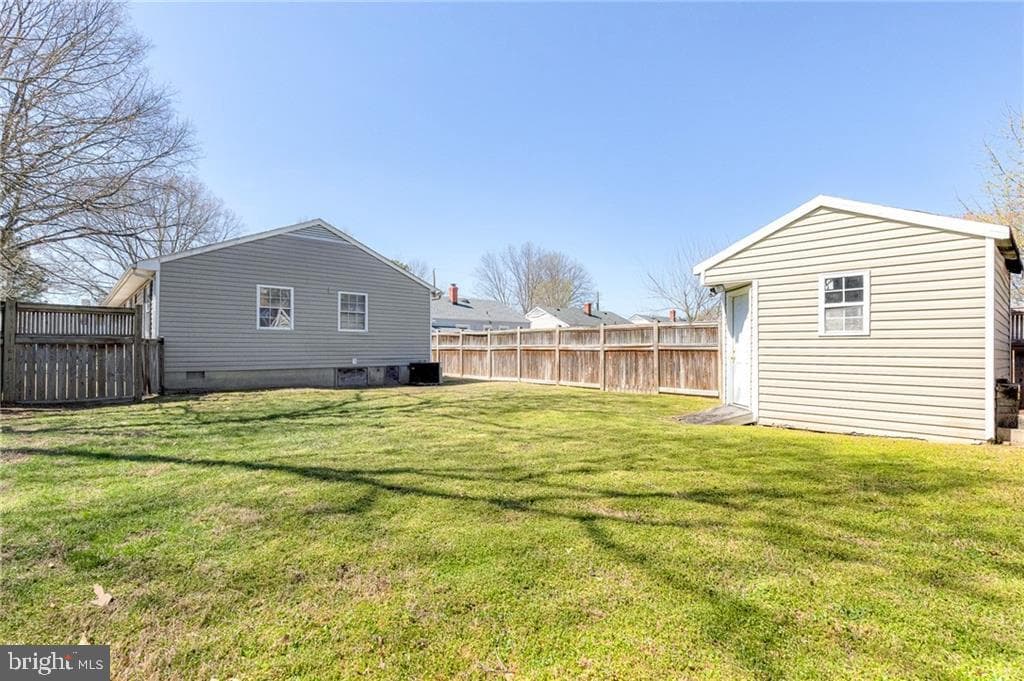 5309 Bloomingdale Avenue photo 39