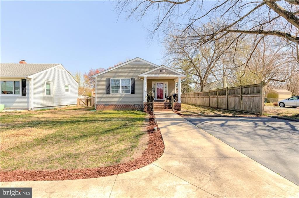 5309 Bloomingdale Avenue photo 41