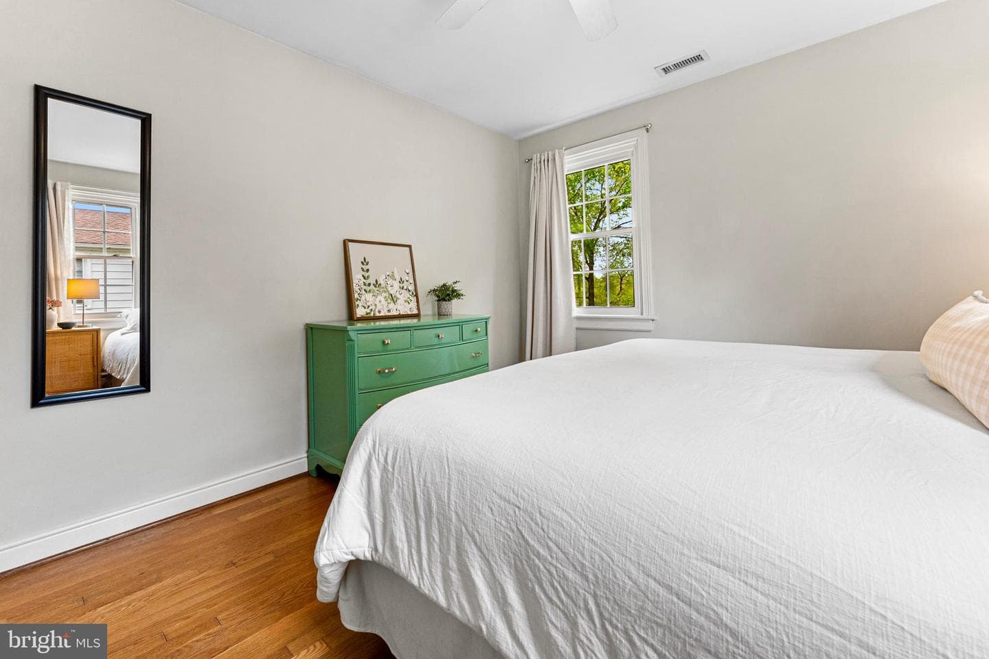 2206 Manlyn Road photo 23