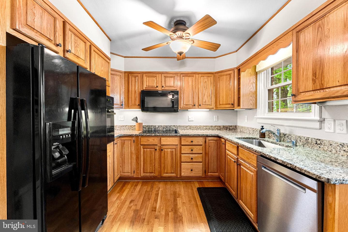 2206 Manlyn Road photo 9