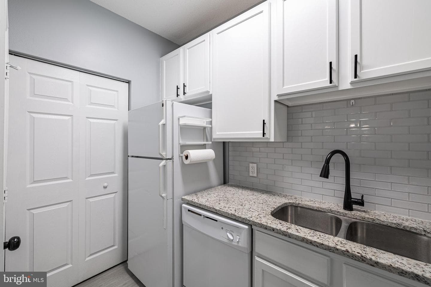 810 Brassie Lane #810-E photo 8