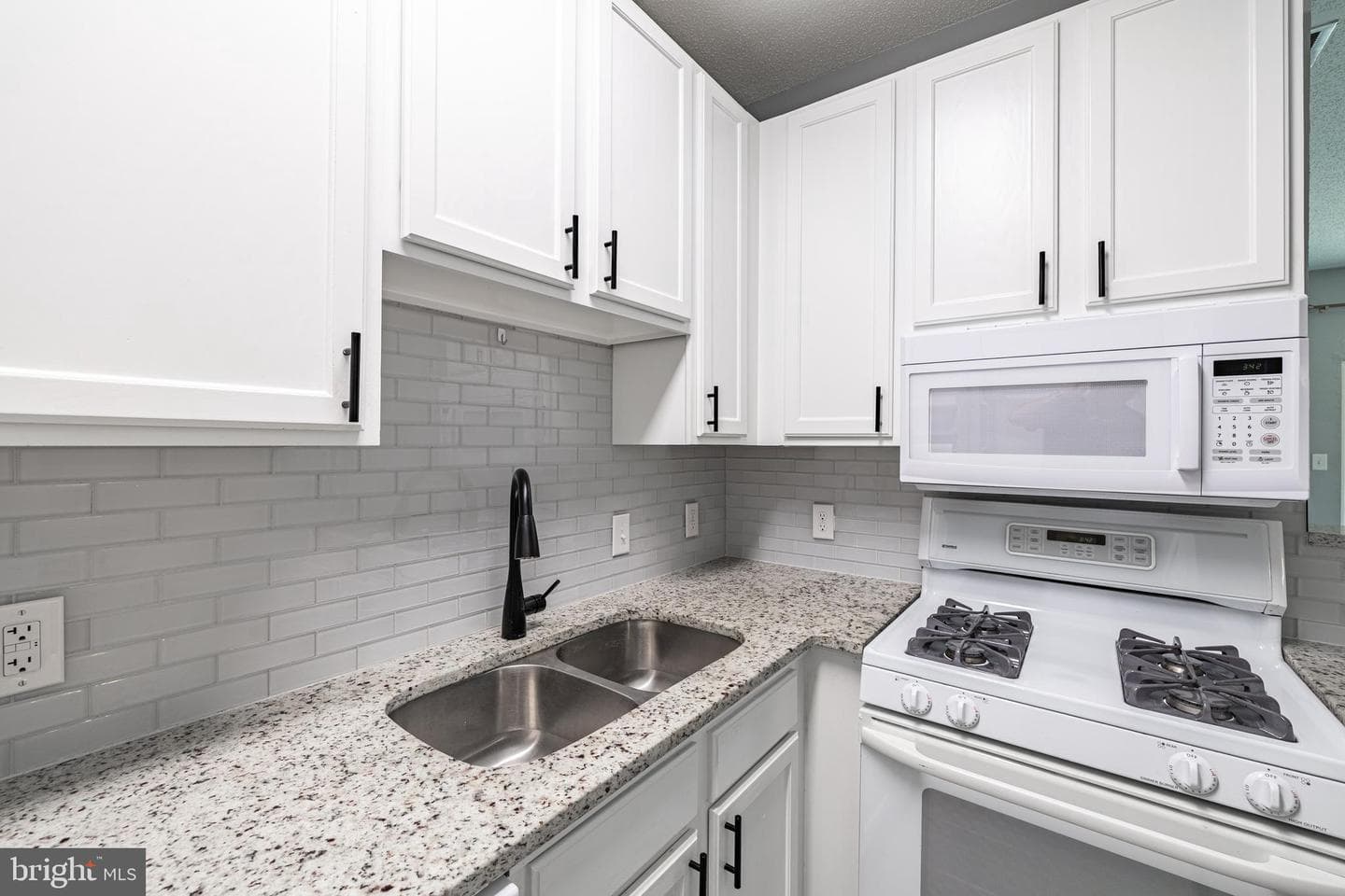 810 Brassie Lane #810-E photo 9
