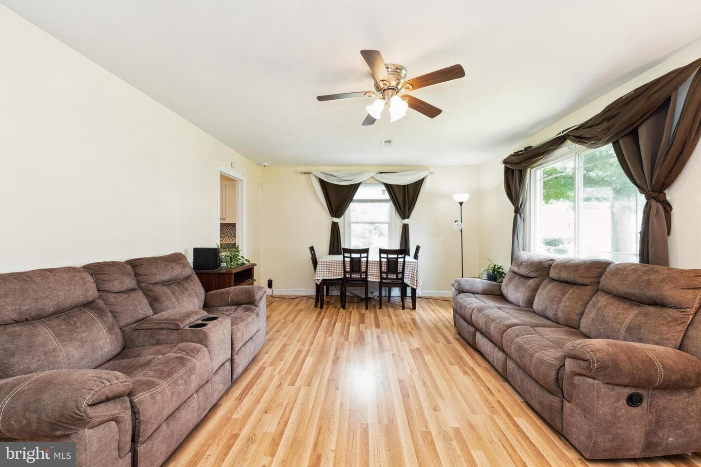104 N Beech Avenue photo 5
