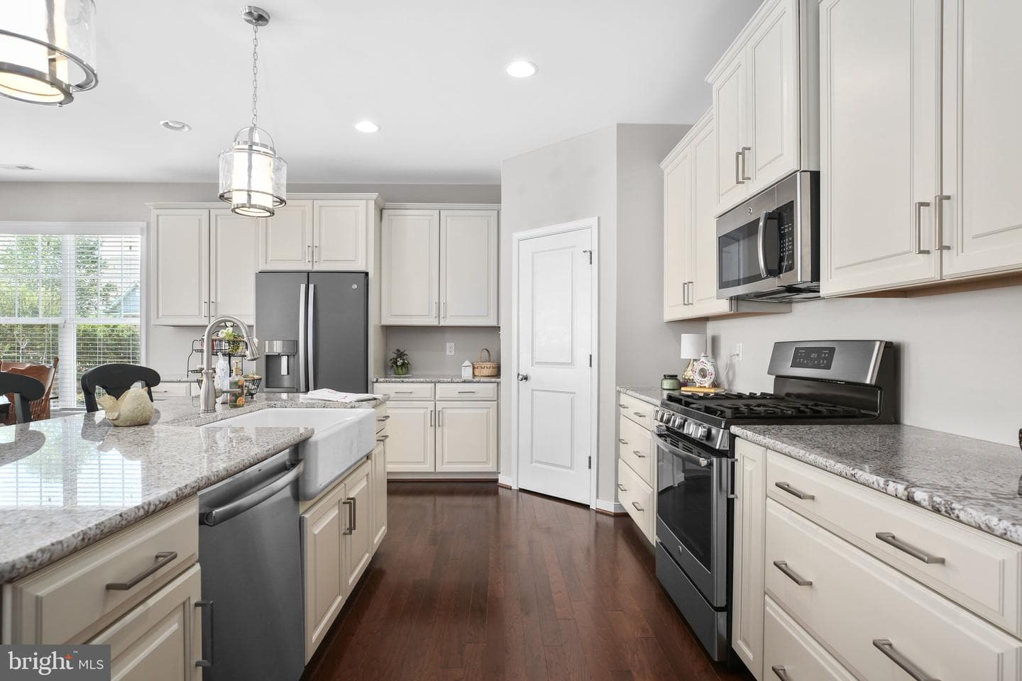 2832 Crown Grant Road photo 6