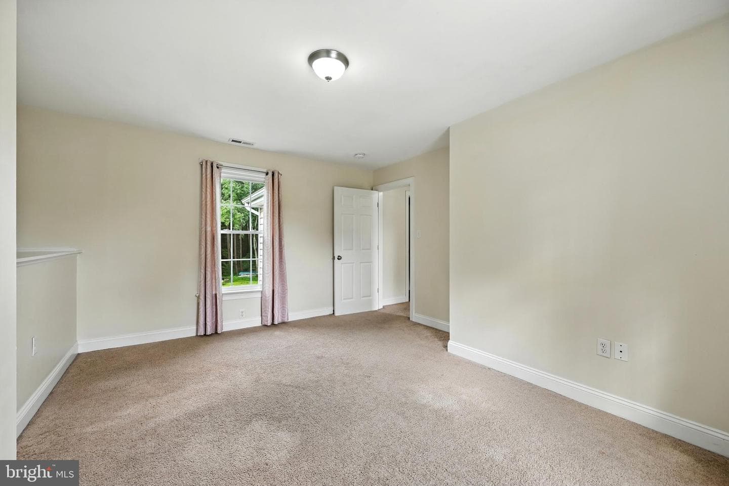 11066 Greenwood Road photo 32
