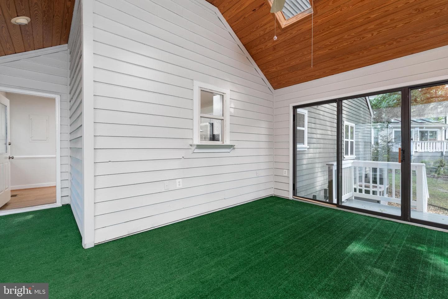 11809 Goodwick Square photo 11