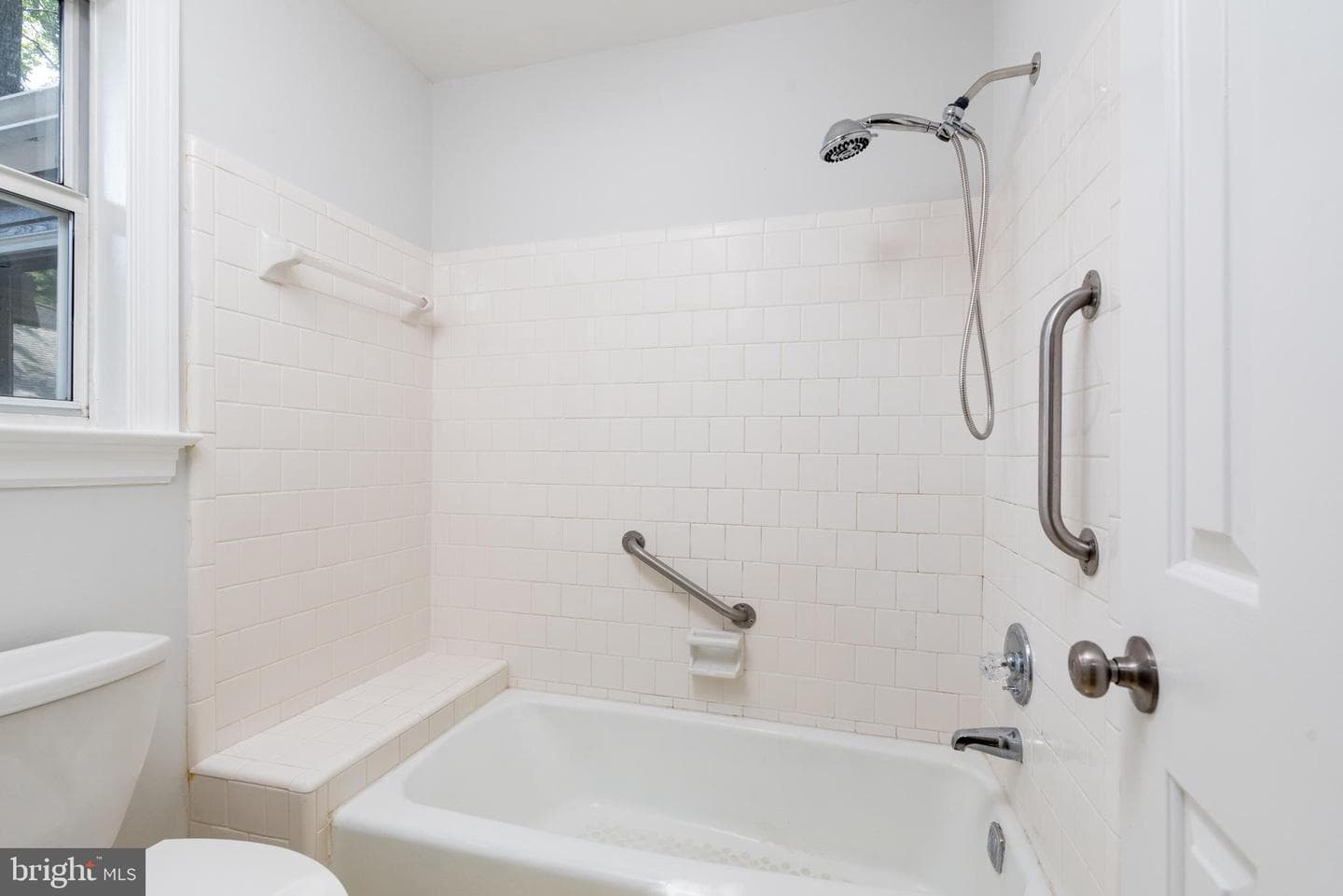 11809 Goodwick Square photo 23