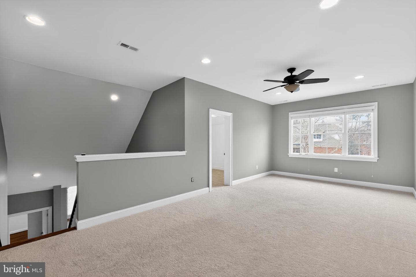 5160 Farmount Terrace #16 photo 21