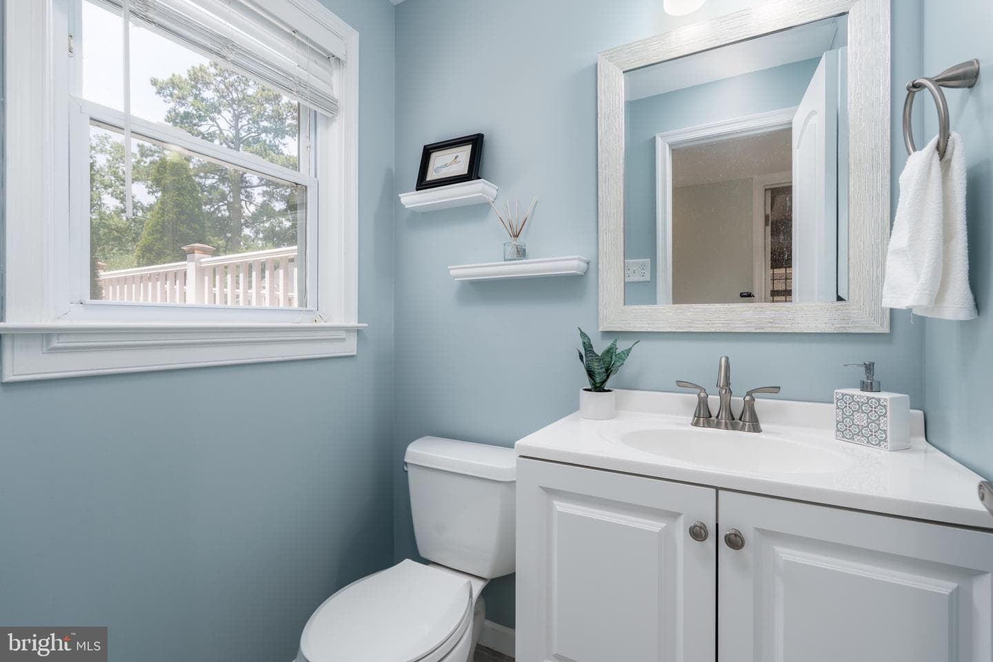 10603 Gayton Road photo 32
