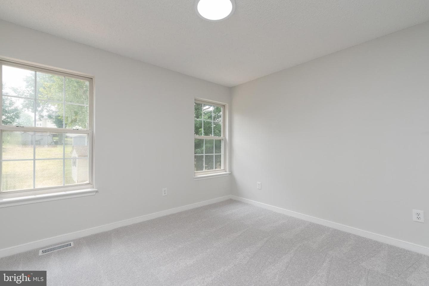 4205 Seamore Street photo 33