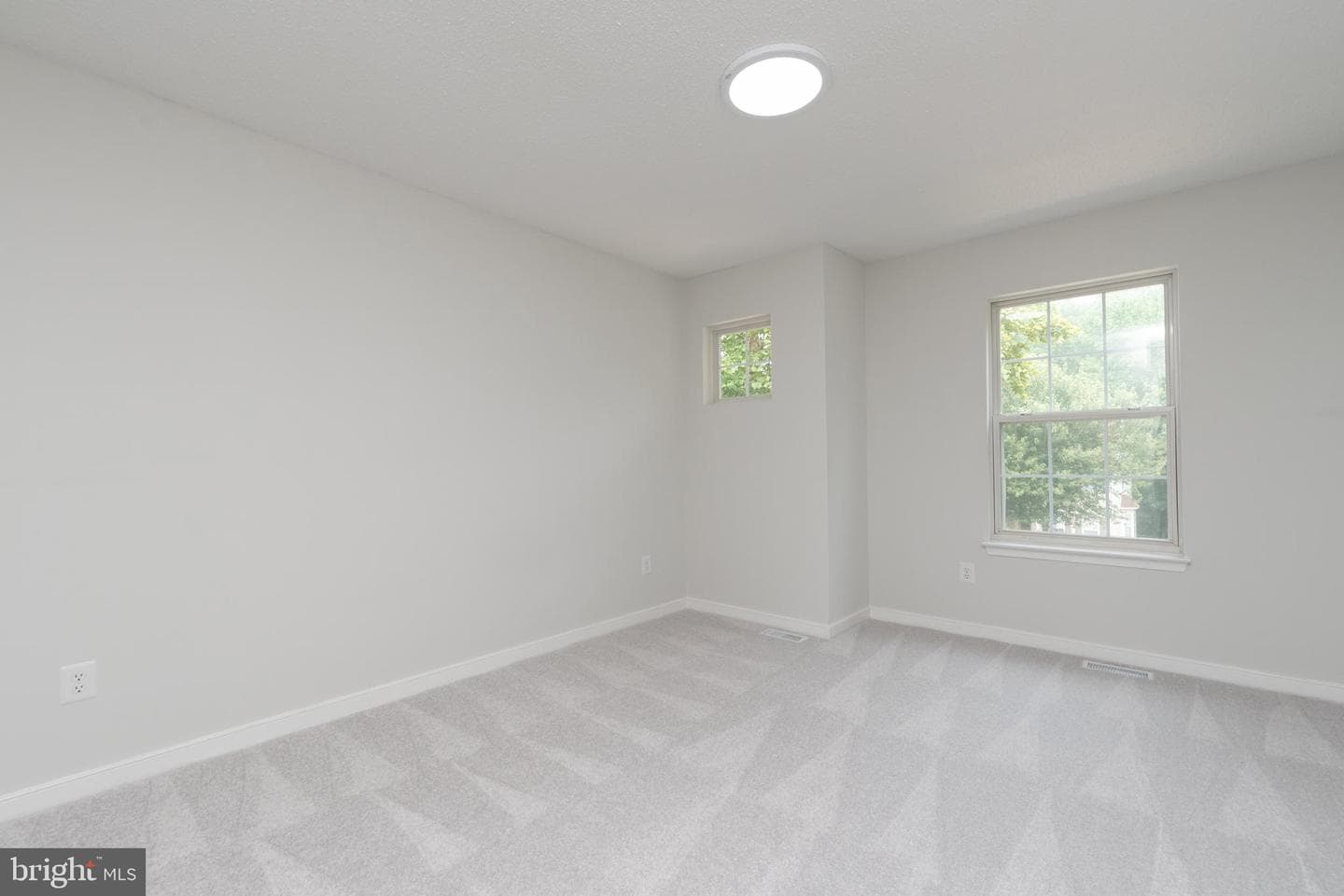 4205 Seamore Street photo 36