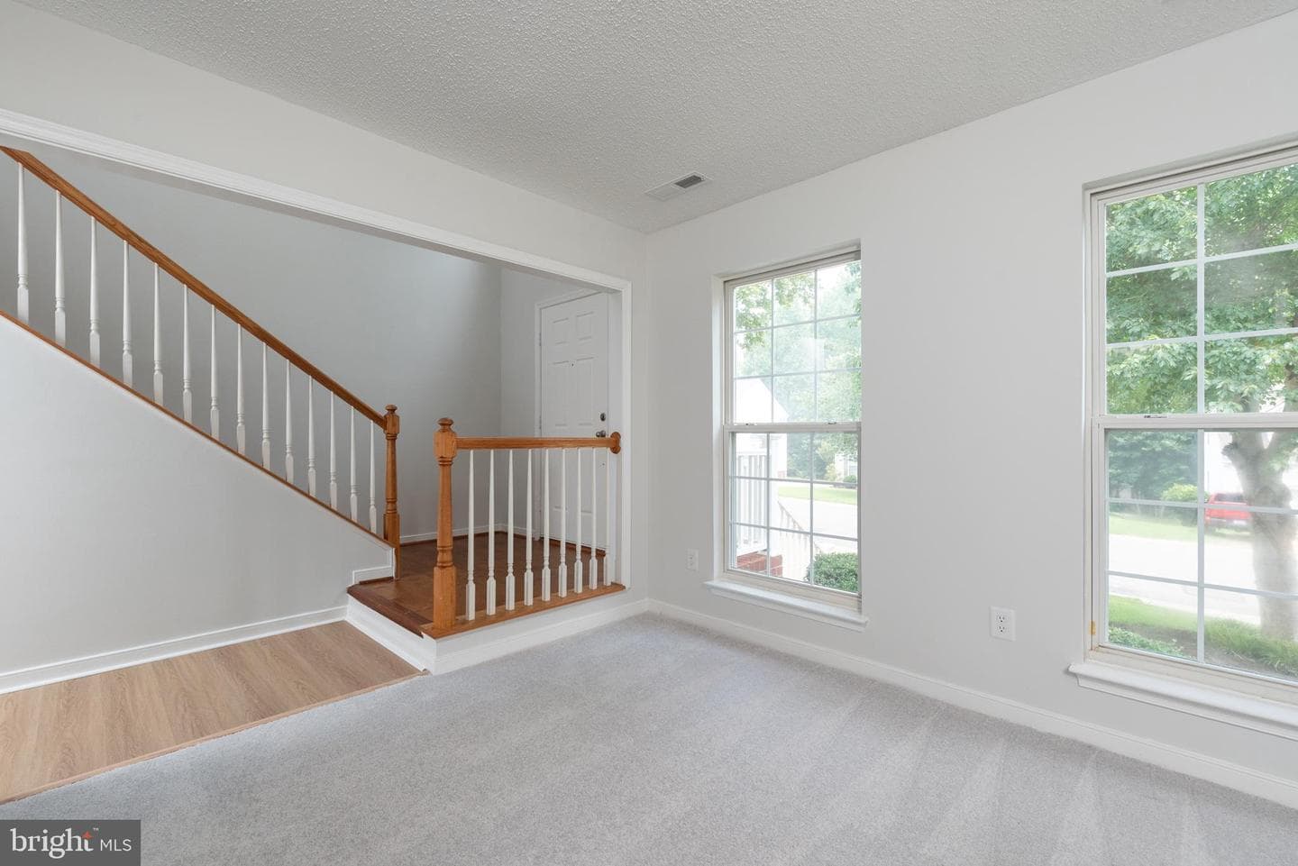 4205 Seamore Street photo 9