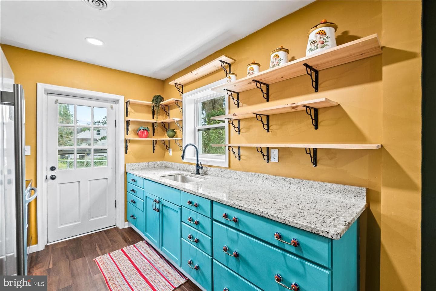 2309 Fleet Avenue photo 12