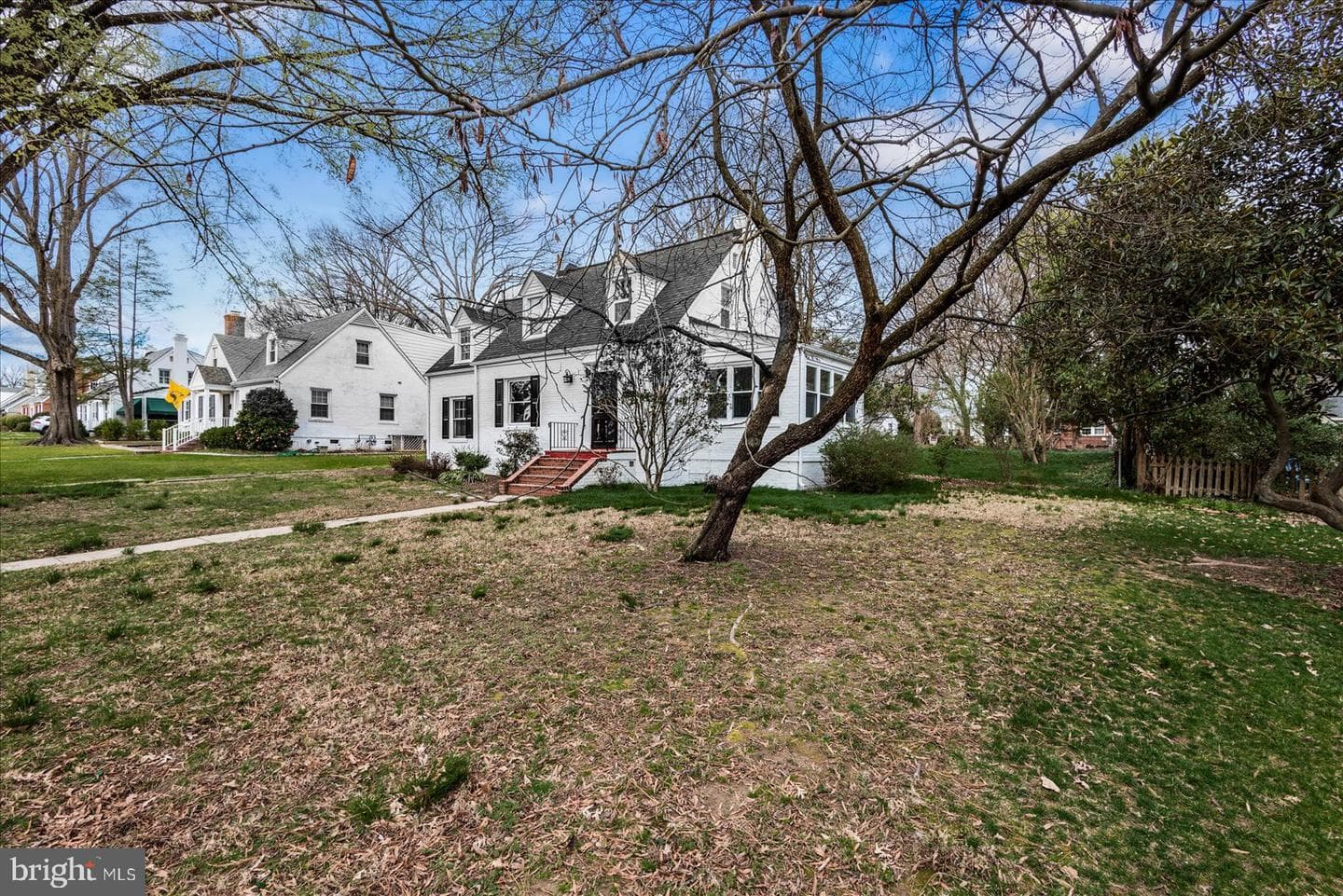 5806 S Crestwood Avenue photo 9