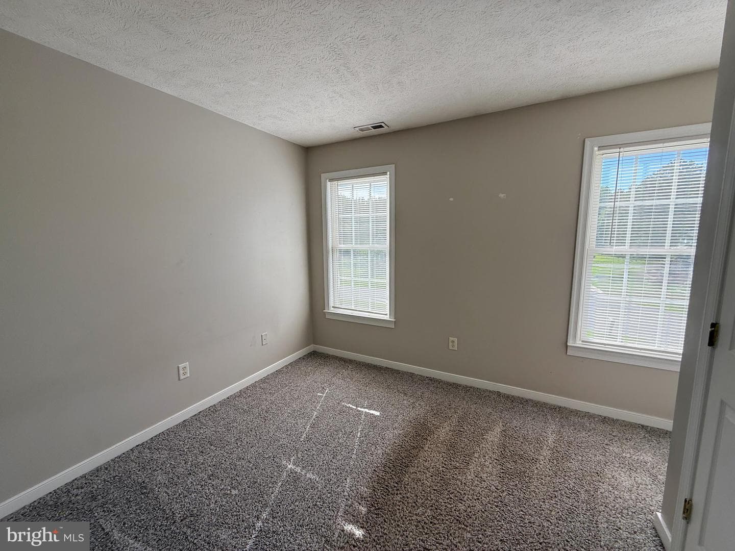 441 N Ivy Avenue photo 29