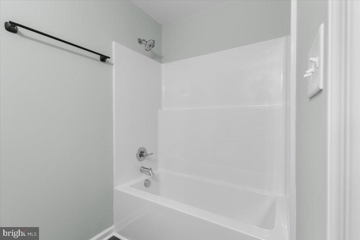2137 Dublin Street photo 35