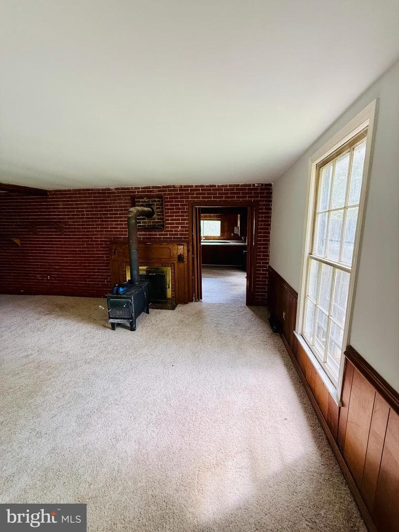 1031 Macdonald Drive photo 36