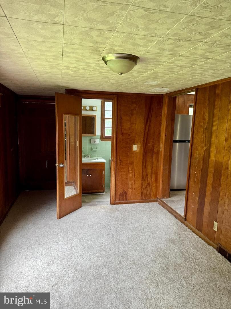 1031 Macdonald Drive photo 37