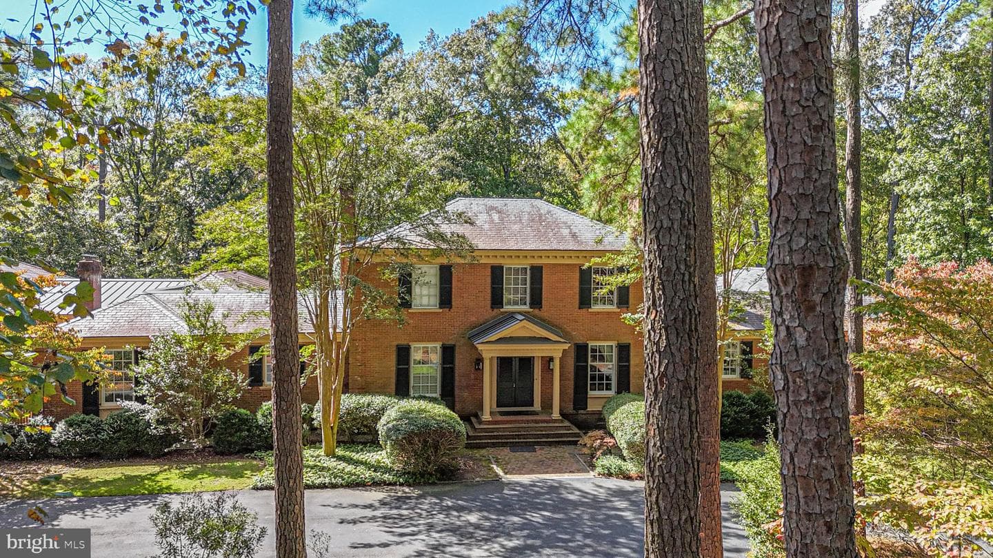 214 Rolfe Road photo 3