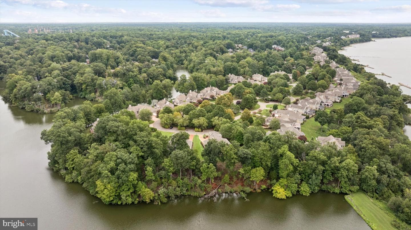 424 Rivers Edge photo 34