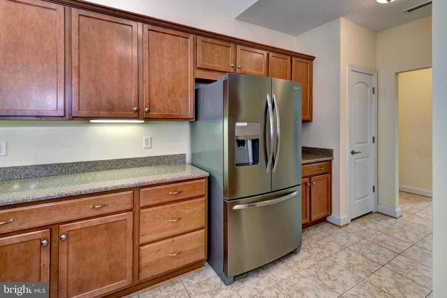4335 Creek View E photo 20