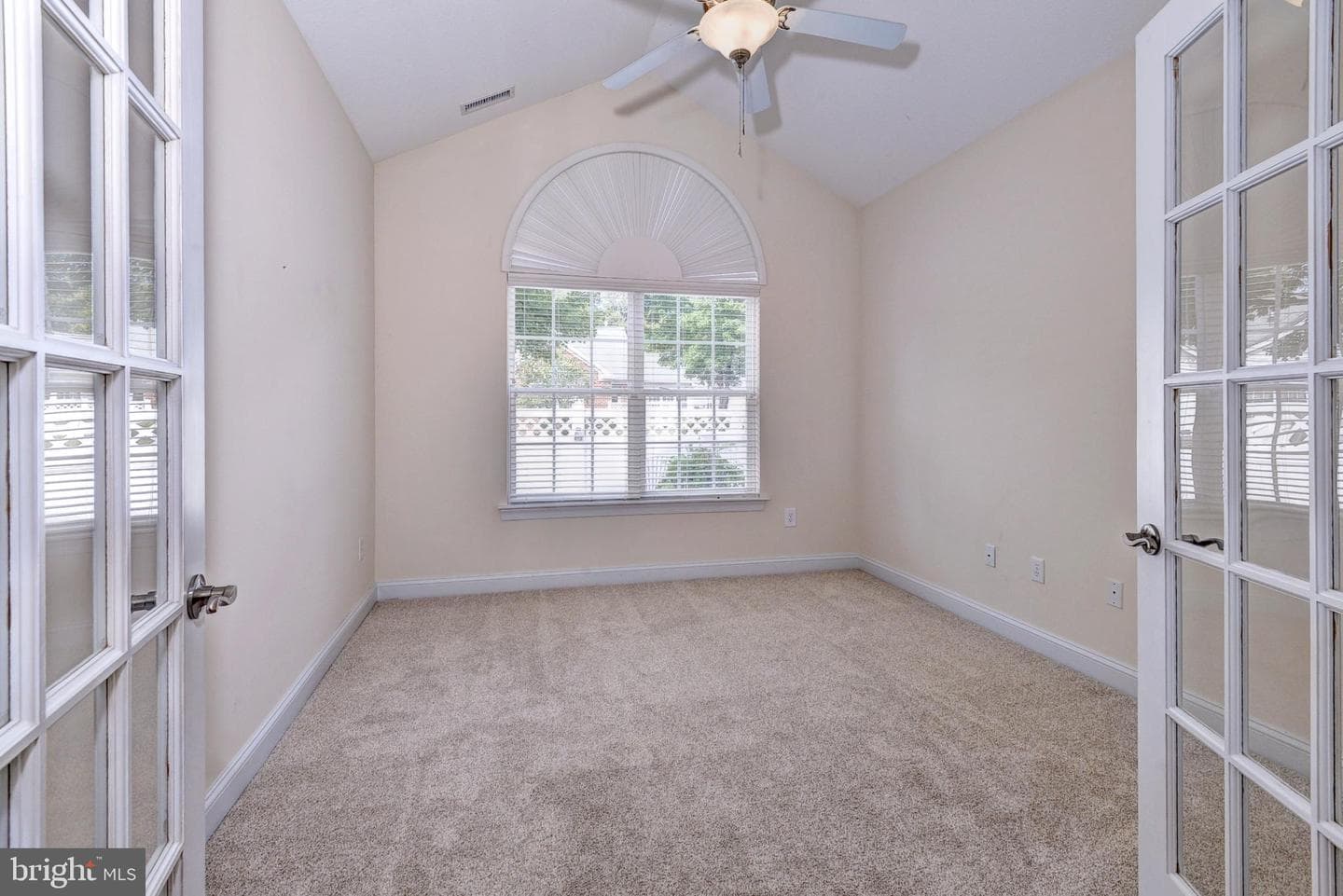 4335 Creek View E photo 26